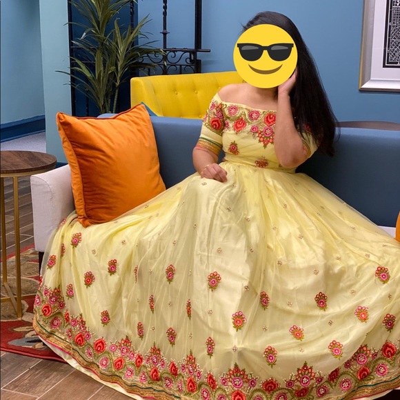 lehenga Dresses Pastel Yellow Lehenga With Flowers Embroidery